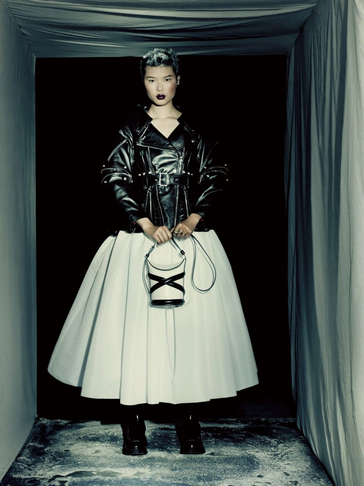 Alexander McQueen 写真集 Alexander McQueen RTW Fall 2021 [PHOTOS]